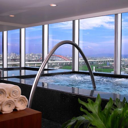 Windsor Hotel Тайчжун Экстерьер фото The spa at the InterContinental